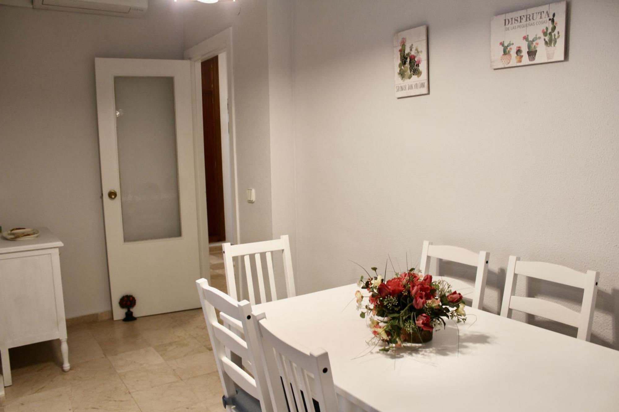 Wish Suite Plaza Nueva セビリア エクステリア 写真