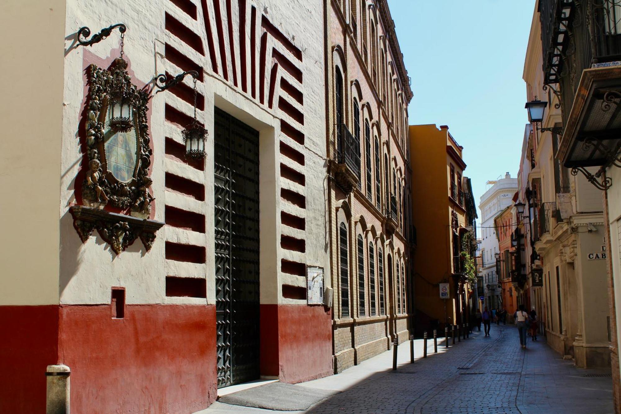 Wish Suite Plaza Nueva セビリア エクステリア 写真